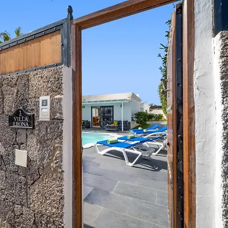 Leona Carmen By Villa